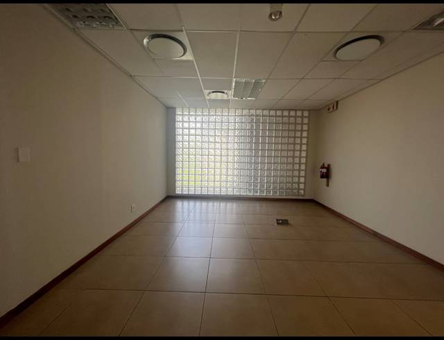 855M² OFFICE TO LET IN ILLOVO